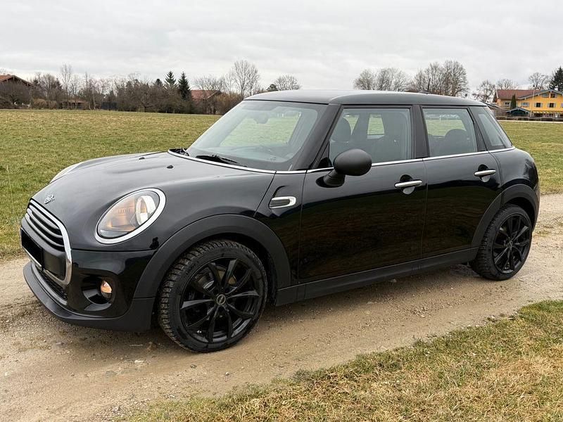 Gebraucht Mini ONE 102 PS (75 kW) 2018 Schwarz Kleinwagen