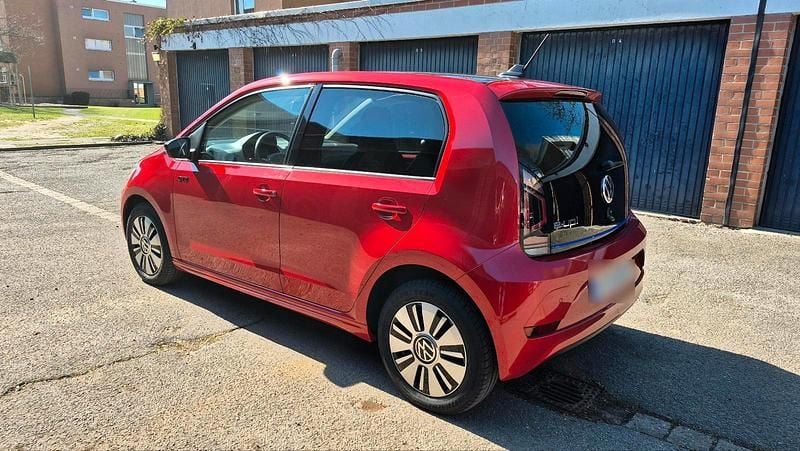 Gebraucht VW e-up! 61 kW (83 PS) 2021 Rot Kleinwagen