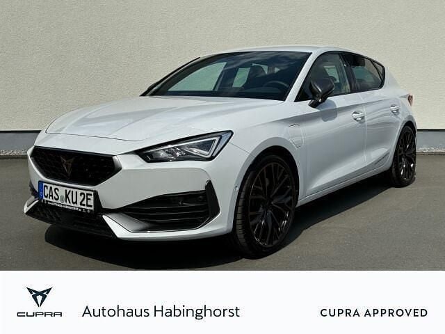 Weiss Gebraucht 2024 Cupra Leon VZ Limousine | 33.990 € (Guter Preis) - Bild 1/2