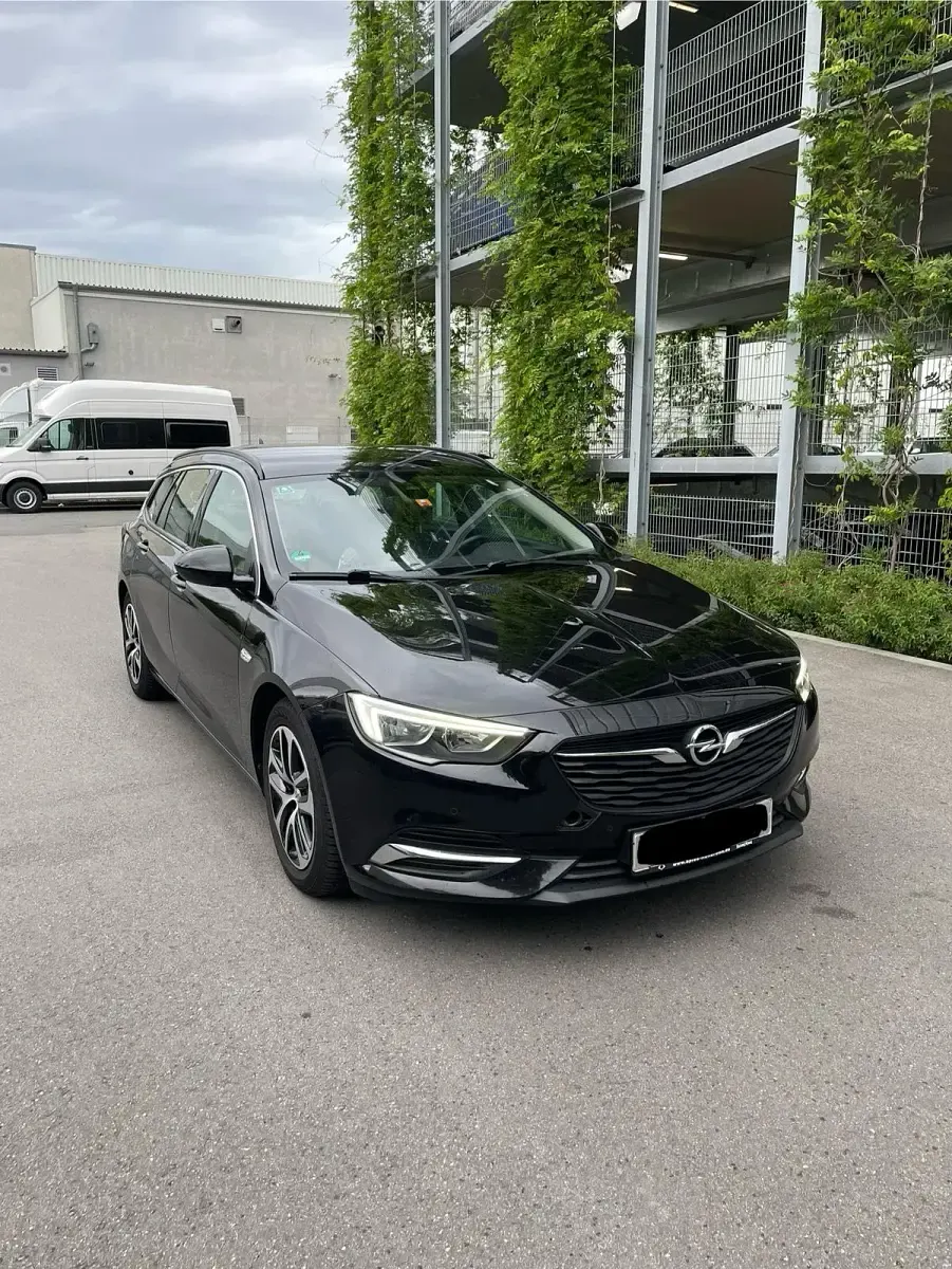 Gebraucht Opel Insignia 110 PS (80 kW) 2018 Schwarz Kombi