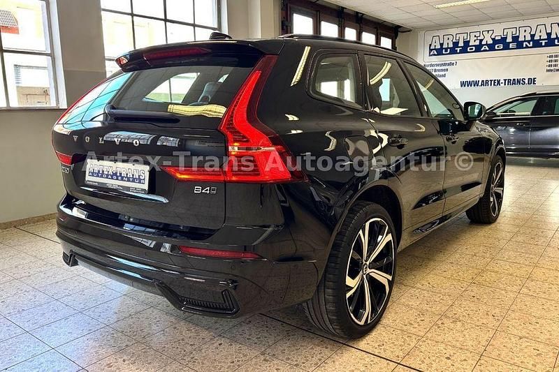 Gebraucht Volvo XC60 Ultimate 197 PS (144 kW) 2022 Schwarz SUV