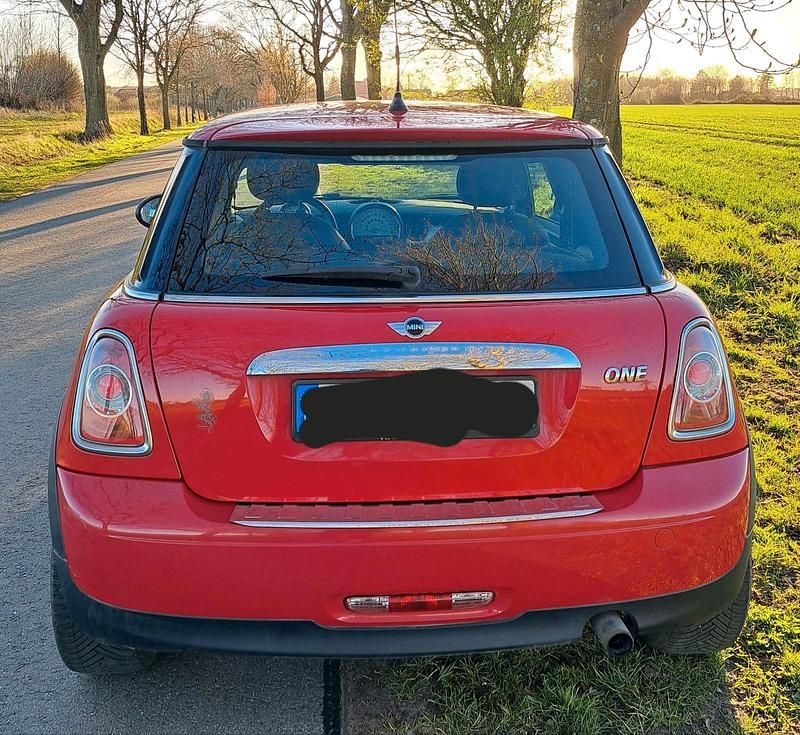 Gebraucht Mini ONE 98 PS (72 kW) 2013 Rot Kleinwagen
