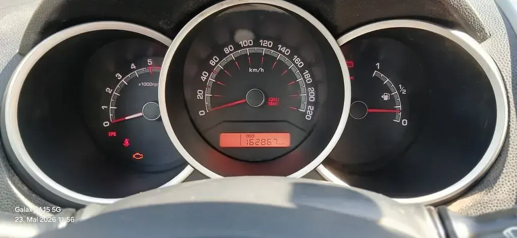 Gebraucht Kia Venga Spirit 128 PS (94 kW) 2011 Schwarz Kleinwagen