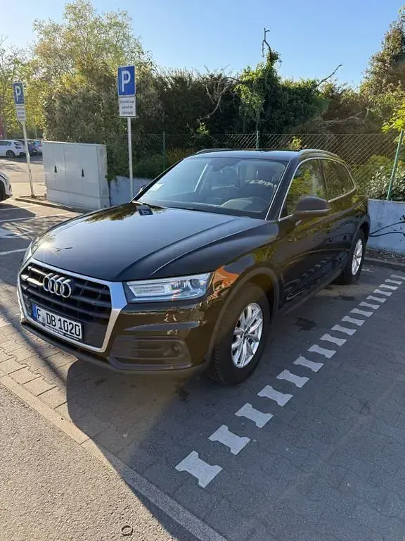 Używany Audi Q5 190 KM (139 kW) 2019 Czarny SUV