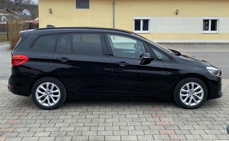 Gebraucht BMW 218 Gran Tourer M Sport 150 PS (110 kW) 2018 Schwarz Van / Kleinbus