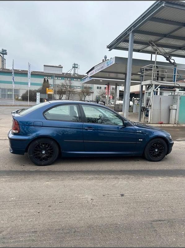 Gebraucht BMW 316 116 PS (85 kW) 2004 Blau Coupé