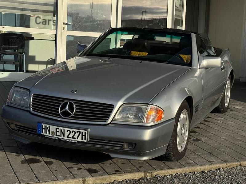Silber Gebraucht 1994 Mercedes SL320 Cabrio | 15.999 € - Bild 1/4