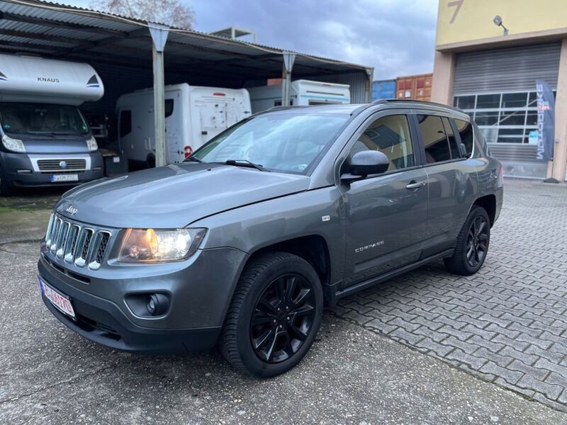 Gebraucht Jeep Compass Limited 136 PS (100 kW) 2013 Grau SUV