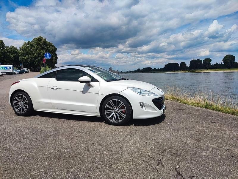 Weiß Gebraucht 2012 Peugeot RCZ Coupé | 7.400 € (Guter Preis) - Bild 1/4