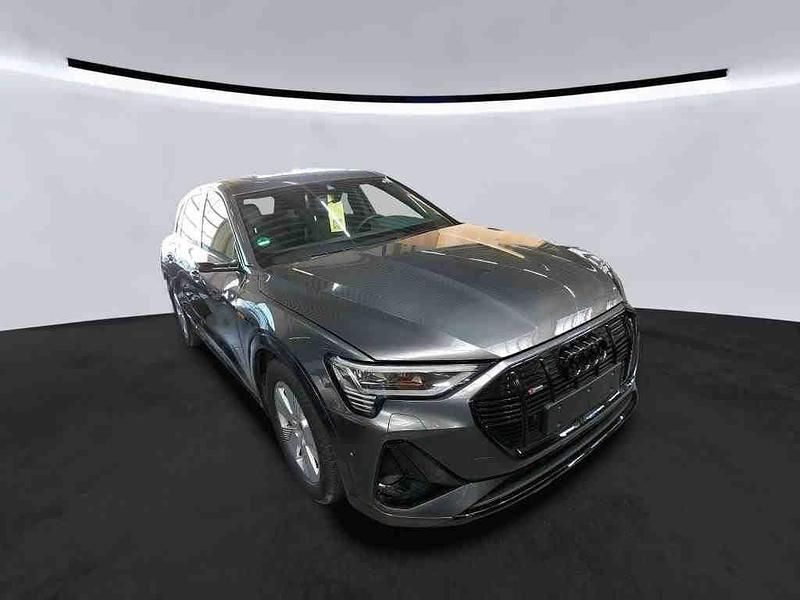 Gebraucht Audi e-tron S-Line 359 kW (489 PS) 2023 Daytonagrau perleffekt SUV