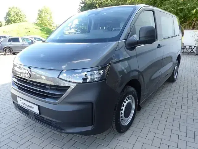 Gebraucht VW T7 150 PS (110 kW) 2025 Grau Van