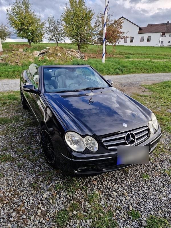 Gebraucht Mercedes CLK350 Avantgarde 272 PS (200 kW) 2005 Schwarz Cabrio