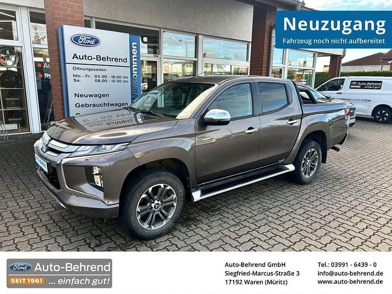 Granitbraun (m) Gebraucht 2021 Mitsubishi L200 Select Abholung | 27.990 € (Guter Preis) - Bild 1/4