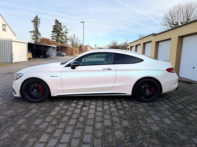 Weiß Gebraucht 2018 Mercedes C63 AMG AMG Coupé | 55.900 € (Etwas zu teuer) - Bild 1/4