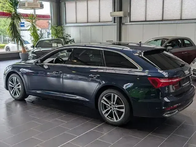 Gebraucht Audi A6 Sport 340 PS (250 kW) 2022 Blau Kombi