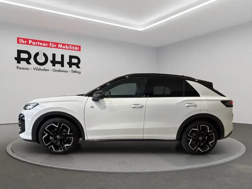 Gebraucht VW T-Roc R-line 150 PS (110 kW) 2026 Schwarz SUV