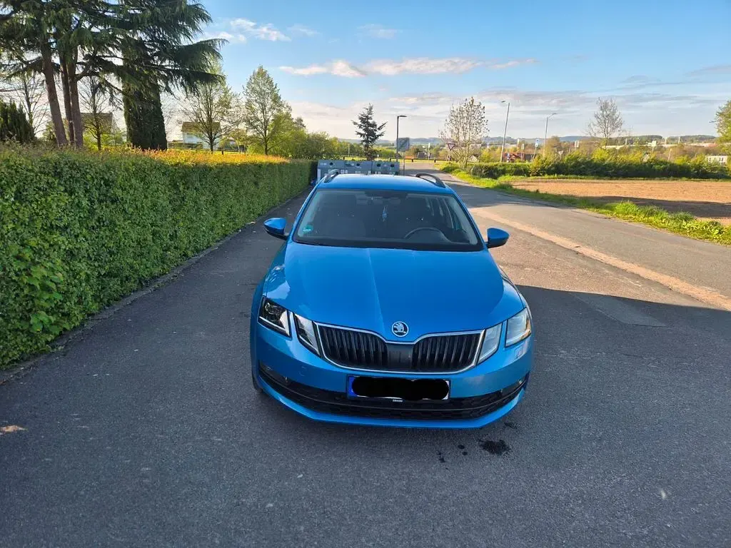 Usata Skoda Octavia Soleil 150 CV (110 kW) 2019 Blu Station wagon