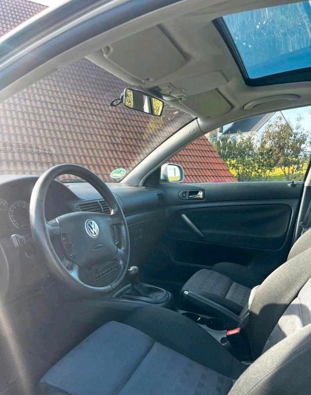 Gebraucht VW Passat 116 PS (85 kW) 2001 Silber Limousine