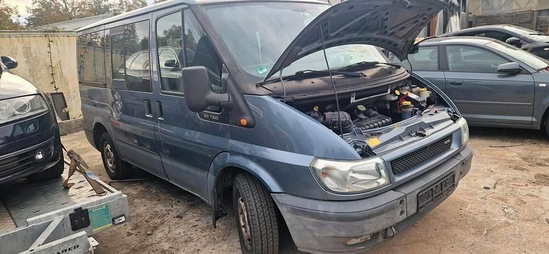 Grau Gebraucht 2003 Ford Transit Van / Kleinbus | 1.300 € - Bild 1/4