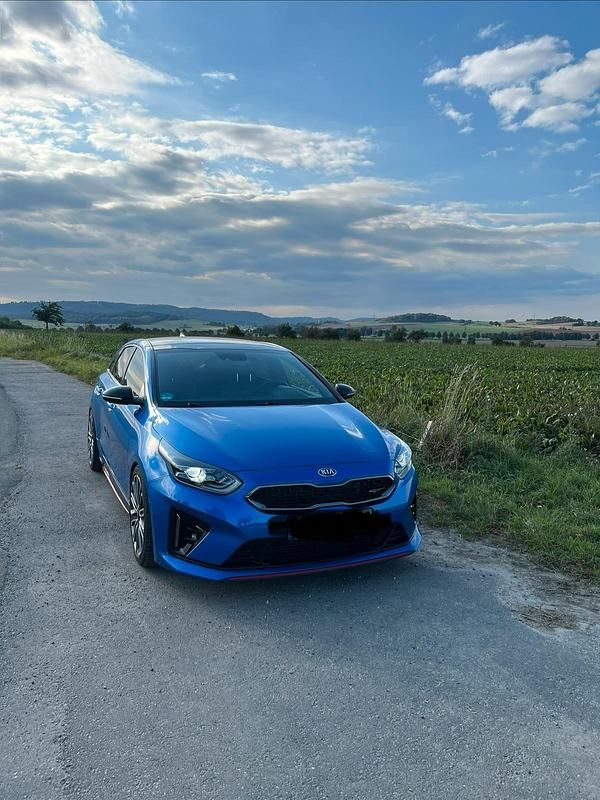Gebraucht Kia ProCeed GT GT-Line 203 PS (149 kW) 2019 Blau Kleinwagen