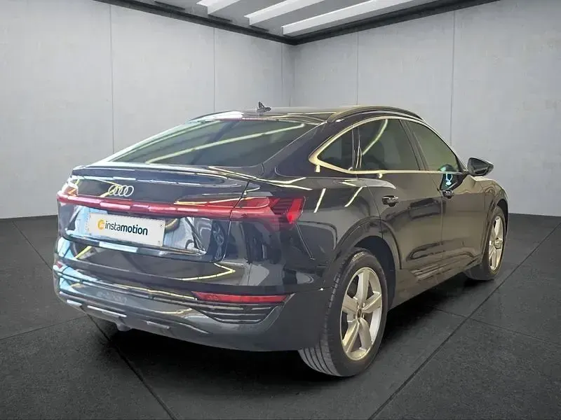 Second-hand Audi e-tron Sportback 300 kW (408 CP) 2025 Negru SUV