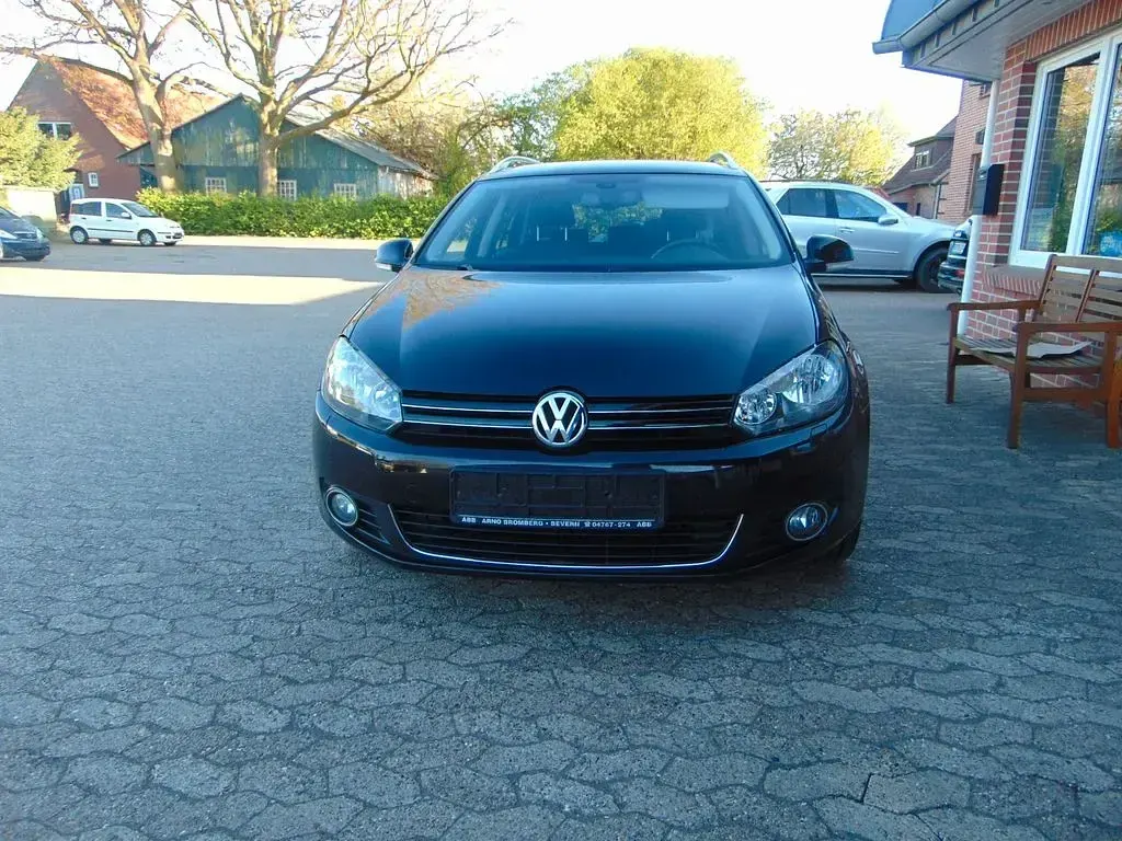 Gebraucht VW Golf VI Style 105 PS (77 kW) 2012 Schwarz Kombi