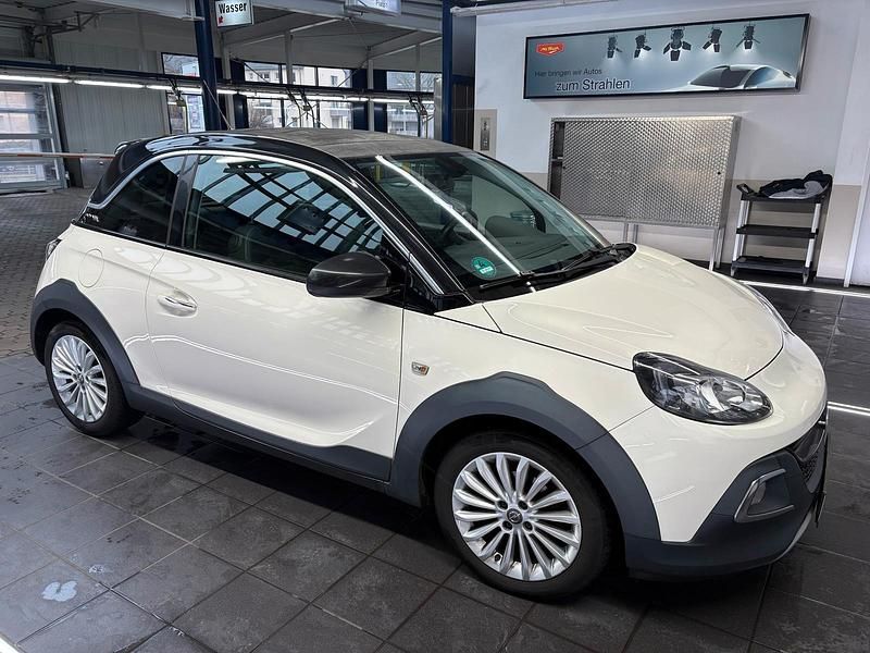 Gebraucht Opel Adam Rocks Rocks 101 PS (74 kW) 2016 Weiß Kleinwagen