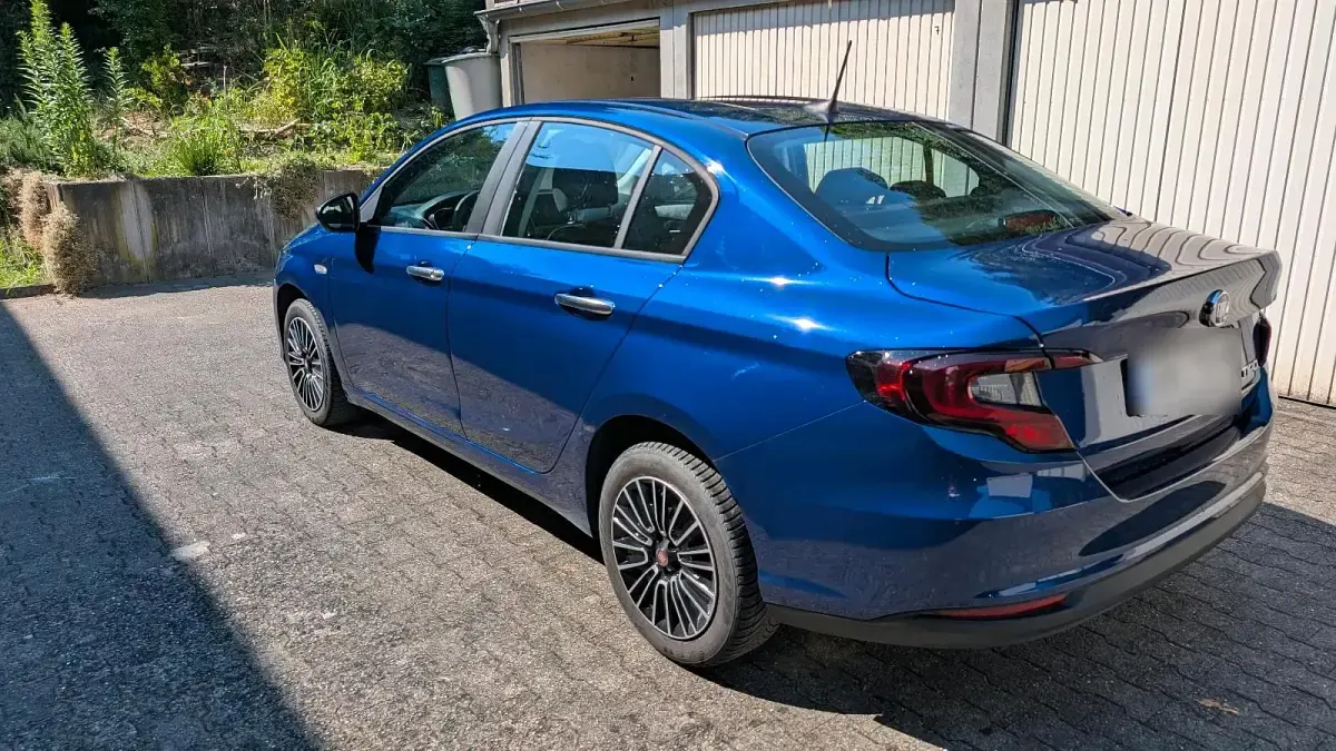 Gebraucht Fiat Tipo 131 PS (96 kW) 2025 Blau Limousine