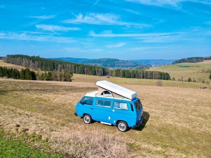 Blau Gebraucht 1986 VW T3 Van | 24.000 € - Bild 1/4
