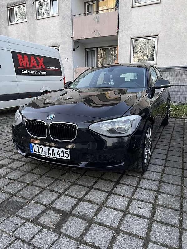 Gebraucht BMW 116 116 PS (85 kW) 2012 Schwarz Kleinwagen