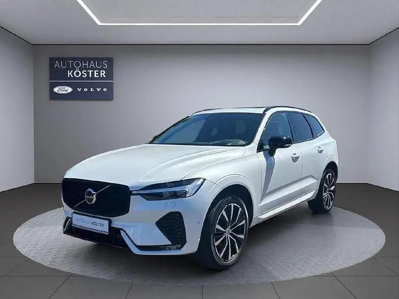 Crystal white / metallic Gebraucht 2022 Volvo XC60 Ultimate SUV | 39.970 € (Etwas zu teuer) - Bild 1/4