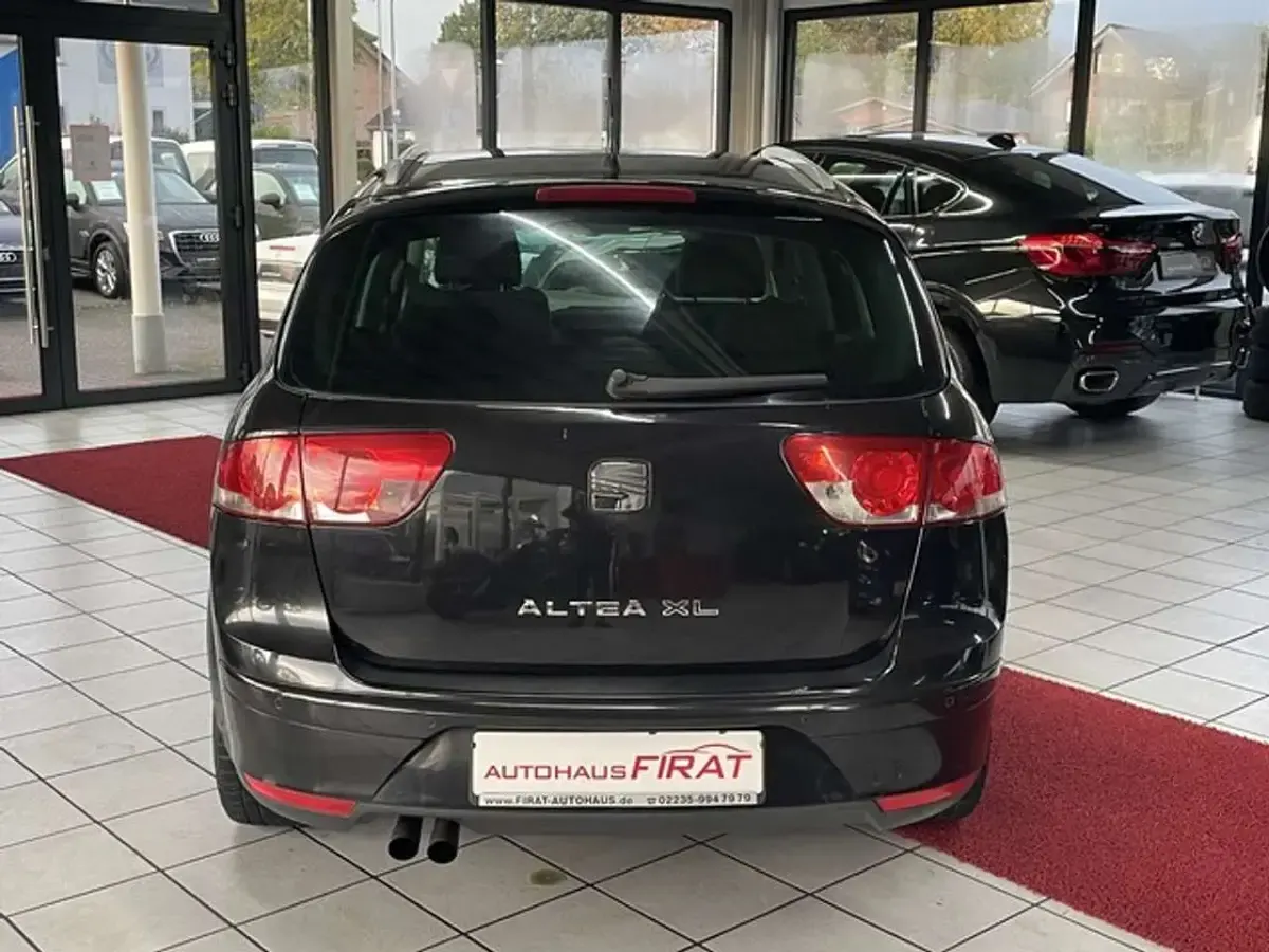 Second-hand Seat Altea 170 CP (125 kW) 2007 Negru Monovolum