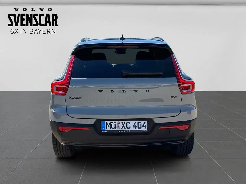 Gebraucht Volvo XC40 Ultra 197 PS (144 kW) 2026 Grau SUV