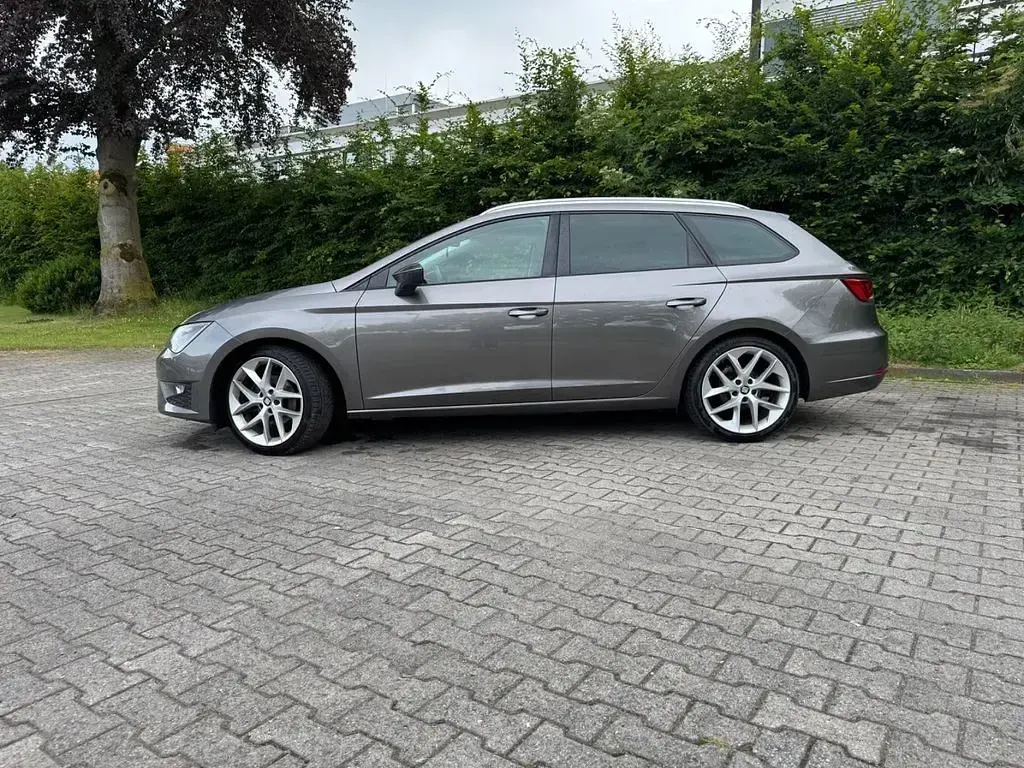 Gebraucht Seat Leon ST FR 150 PS (110 kW) 2016 Grau Kombi