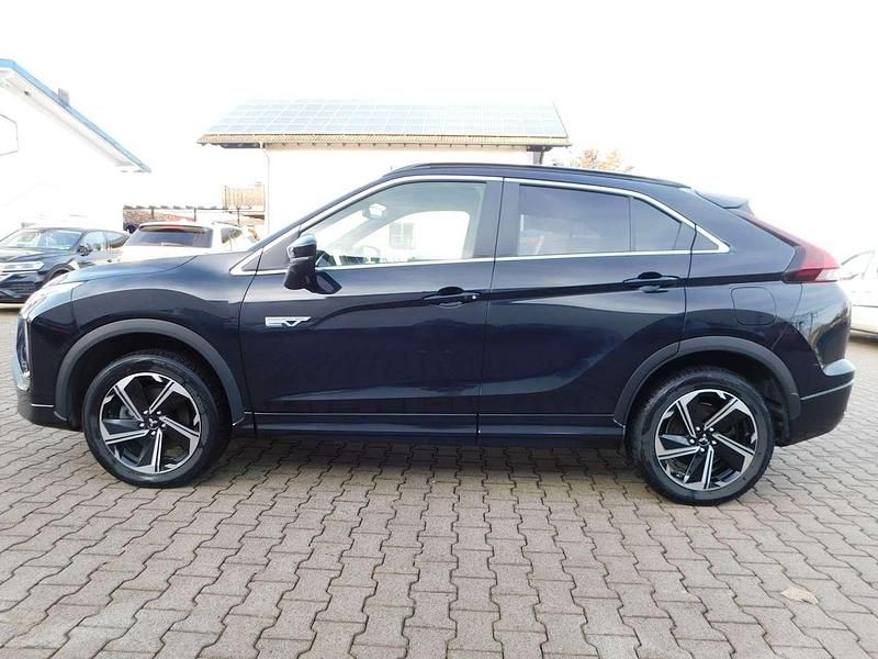 Gebraucht Mitsubishi Eclipse Cross Plus 98 PS (72 kW) 2024 Pantherschwarz (p) SUV