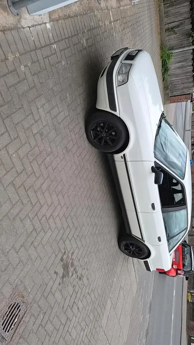 Gebraucht Audi 80 90 PS (66 kW) 2026 Limousine