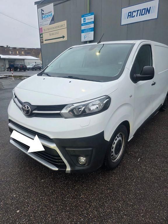 Gebraucht Toyota Proace 120 PS (88 kW) 2020 Weiß Van / Kleinbus