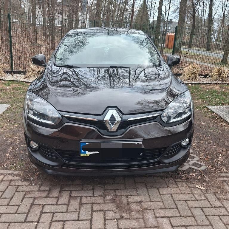 Gebraucht Renault Mégane III 116 PS (85 kW) 2016 Braun Limousine