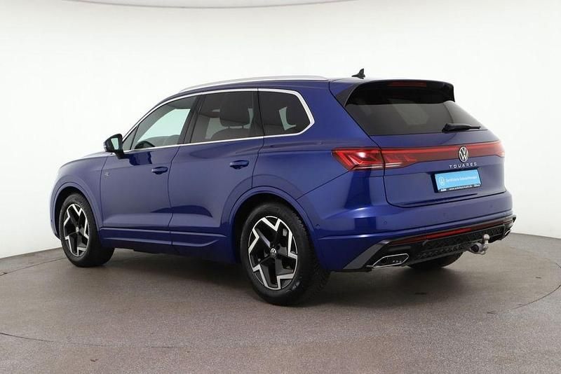 Gebraucht VW Touareg R-line 231 PS (169 kW) 2025 Lapiz blue metallic SUV
