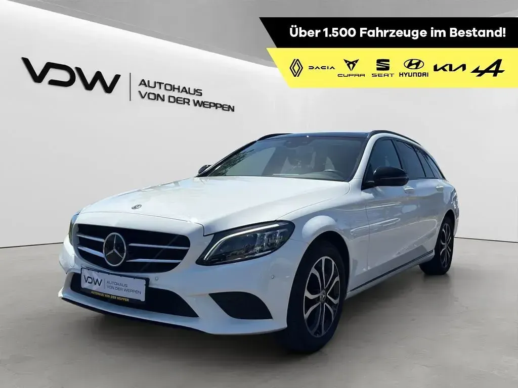Gebraucht Mercedes C200 Avantgarde 184 PS (135 kW) 2019 Kombi