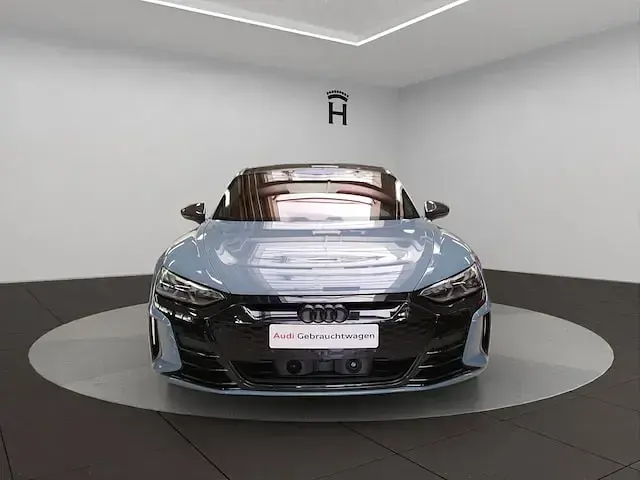 Gebraucht Audi e-tron GT quattro Premium 439 kW (598 PS) 2022 Kemoragrau metallic Limousine