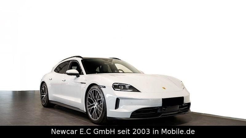 Eisgraumetallic (g7) Gebraucht 2025 Porsche Taycan Sport Turismo Limousine | 111.490 € (Superpreis) - Bild 1/4