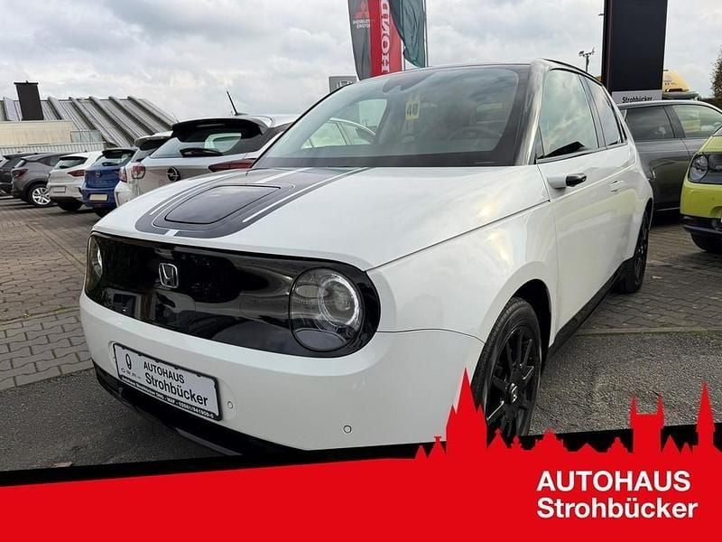 Weiß Gebraucht 2021 Honda e Kleinwagen | 14.949 € (Guter Preis) - Bild 1/4