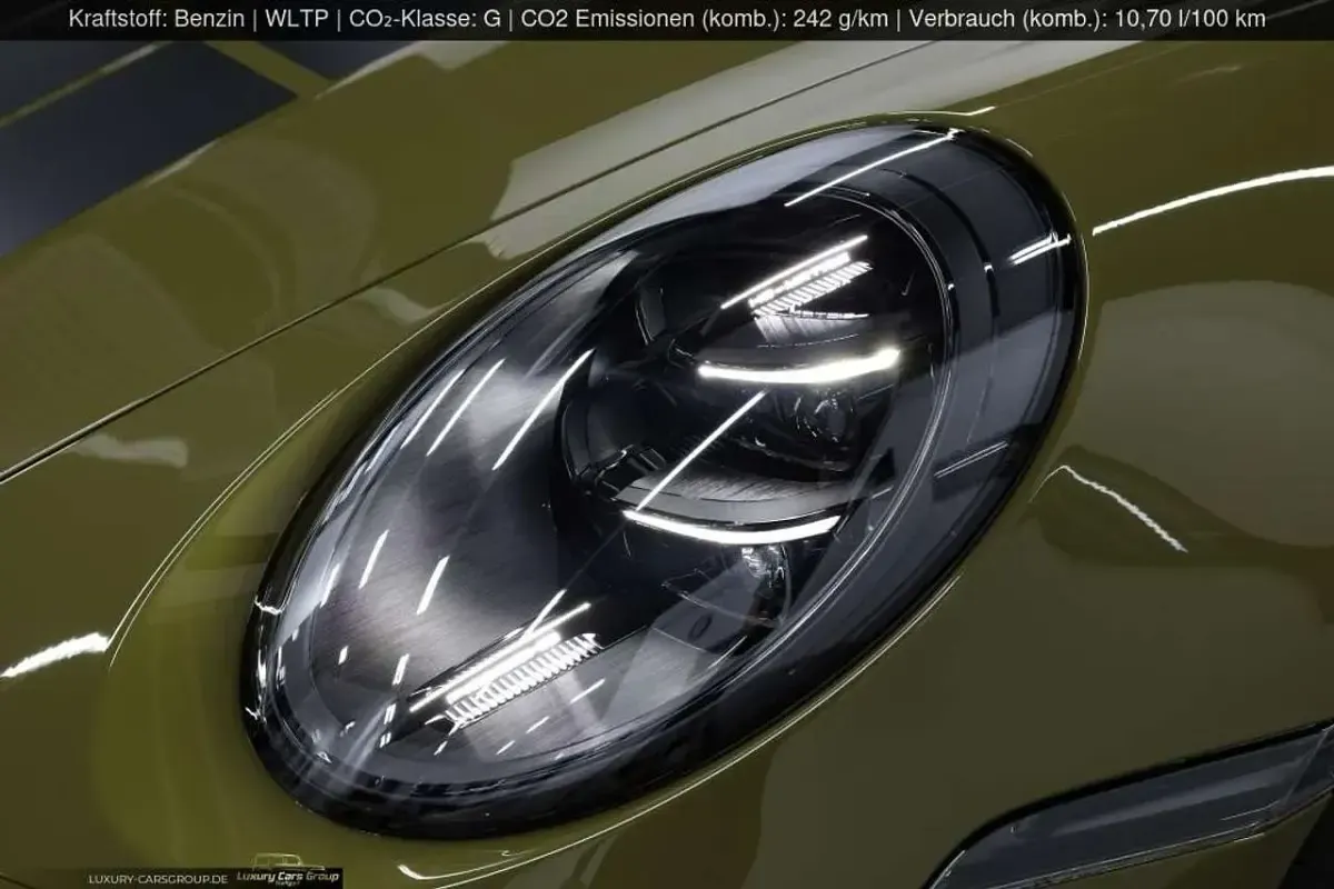 Gebraucht Porsche 992 541 PS (397 kW) 2026 Olive neo Cabrio