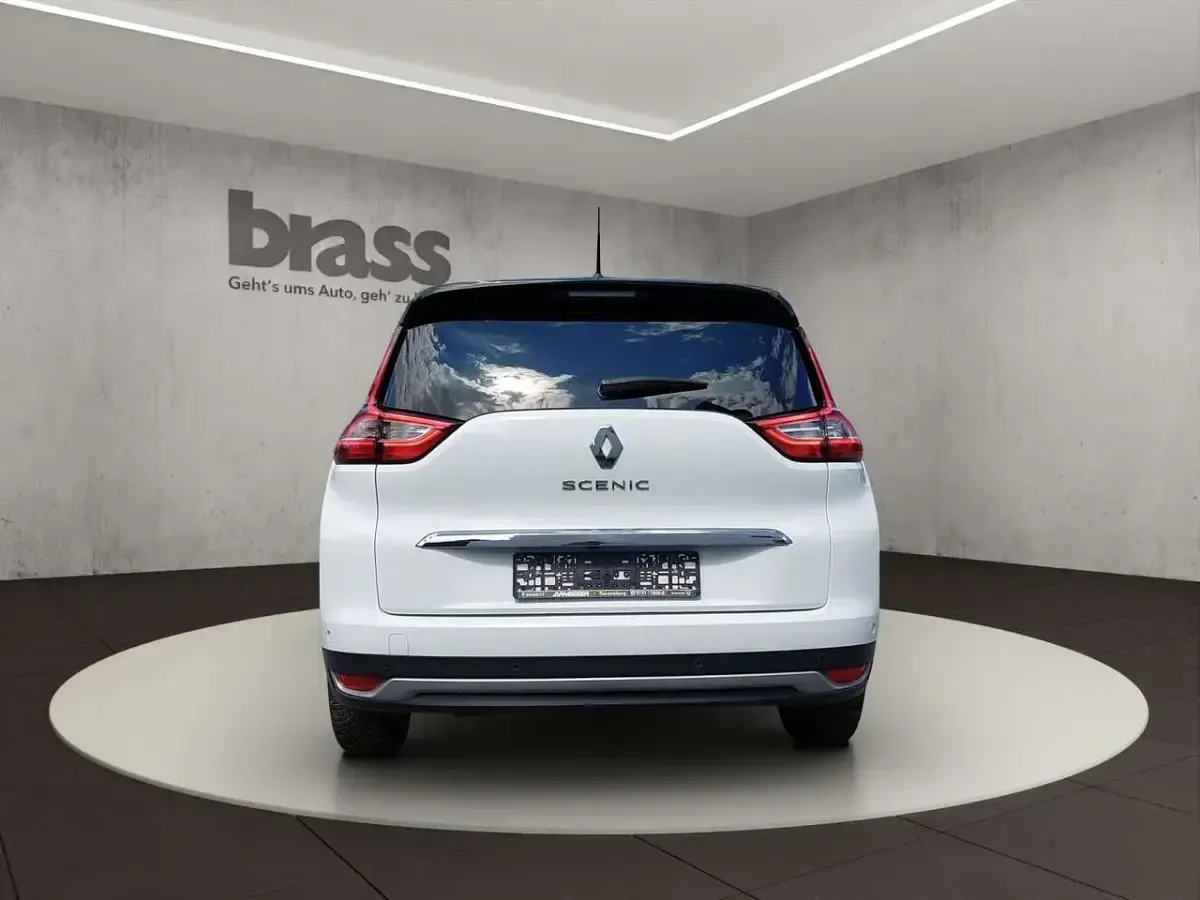 Gebraucht Renault Grand Scénic IV Bose Edition 140 PS (102 kW) 2019 Weiss + schwarz Van / Kleinbus