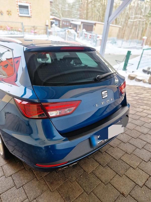 Gebraucht Seat Leon ST FR 150 PS (110 kW) 2016 Blau Kombi