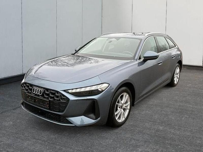 Horizontblau metallic Gebraucht 2024 Audi A5 Coupé | 47.590 € - Bild 1/4