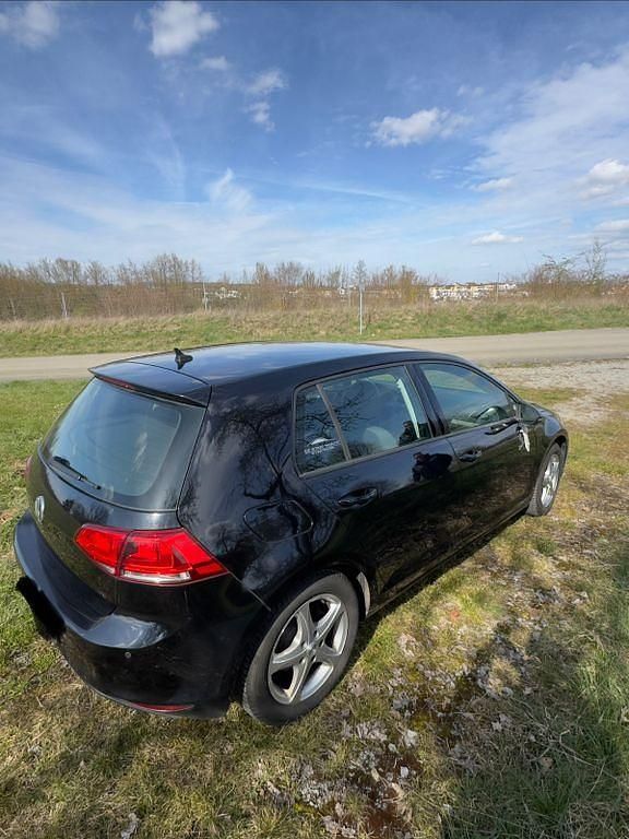 Gebraucht VW Golf VII 140 PS (102 kW) 2014 Schwarz Limousine