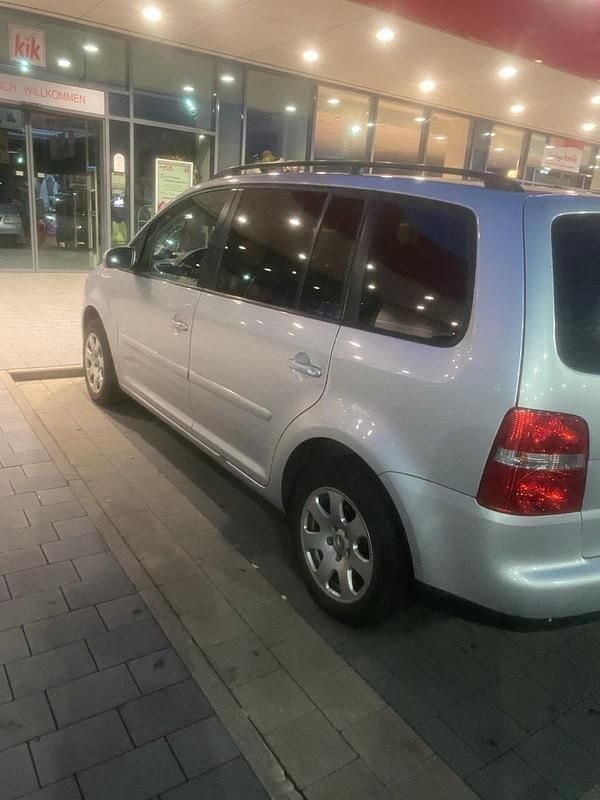 Gebraucht 2005 VW Touareg SUV | 1.800 € - Bild 1/4