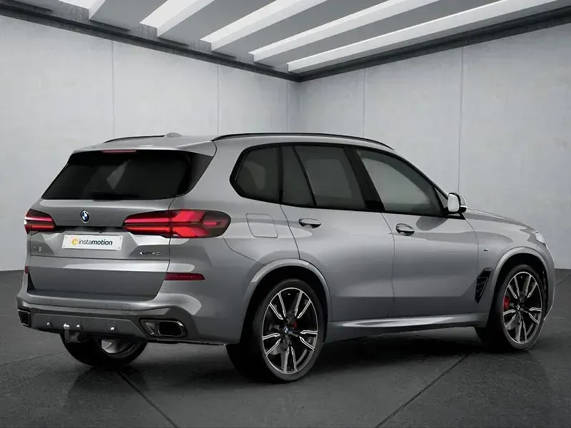 Neu BMW X5 352 PS (258 kW) 2026 Grau SUV